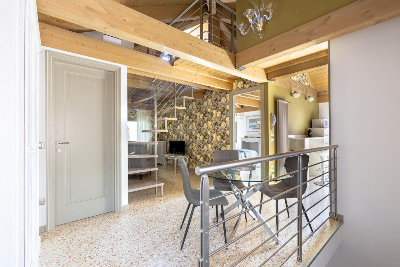 Ca' Cappello Venice Apartment 2 With Canal View Esterno foto