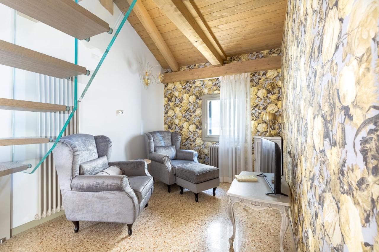 Ca' Cappello Venice Apartment 2 With Canal View Esterno foto